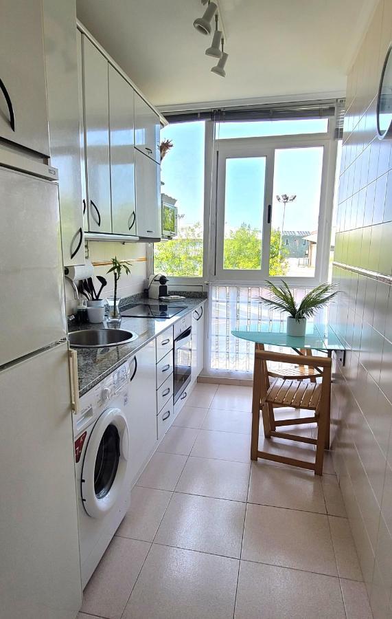 Luminoso Apartamento Playa Ris Con Garaje Noja Bagian luar foto