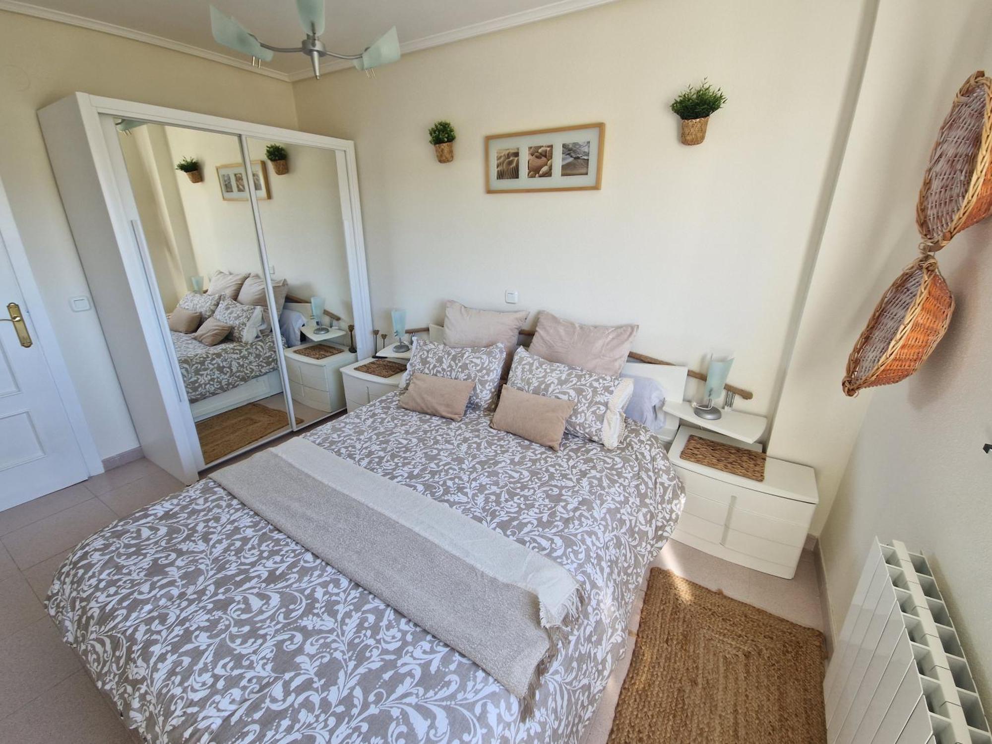 Luminoso Apartamento Playa Ris Con Garaje Noja Bagian luar foto